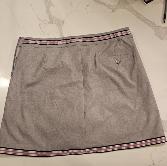 Lady Hagan Unwind Front Overlap Golf Skirt/ Skort NEW size 12 NWT - Picture 5 of 5